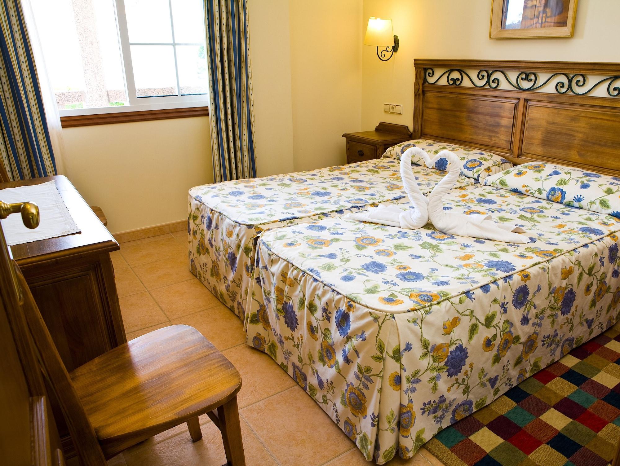 Aparthotel Cabicastro