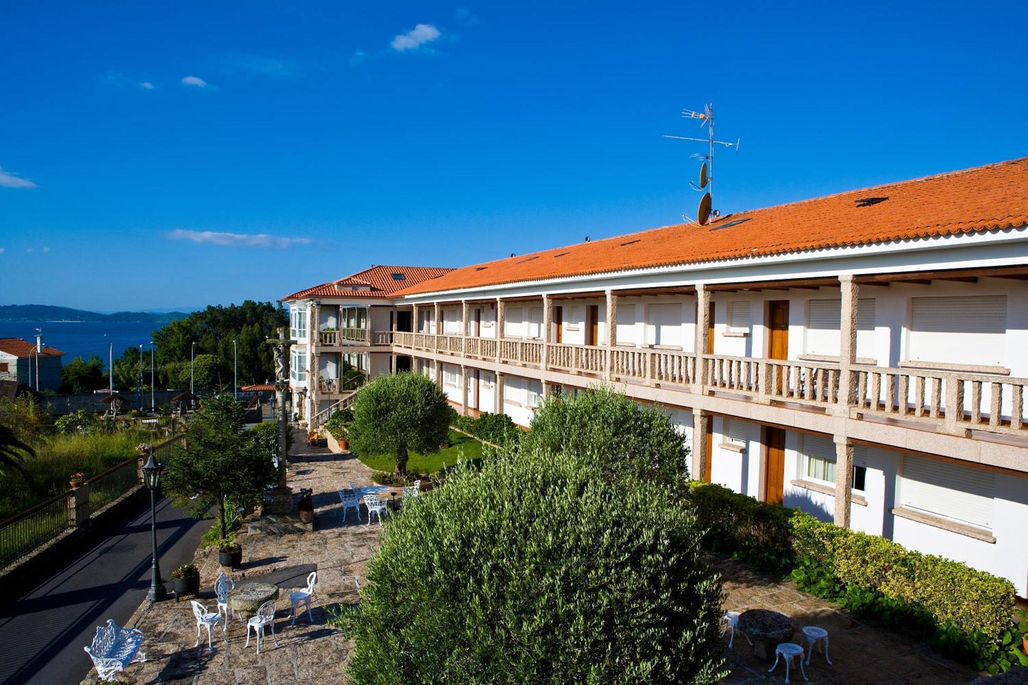 Aparthotel Cabicastro 3*